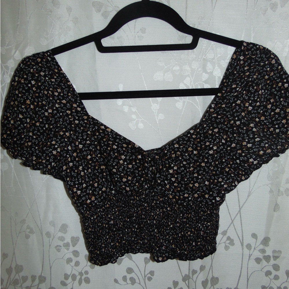 Floral Black Women's Crop Top